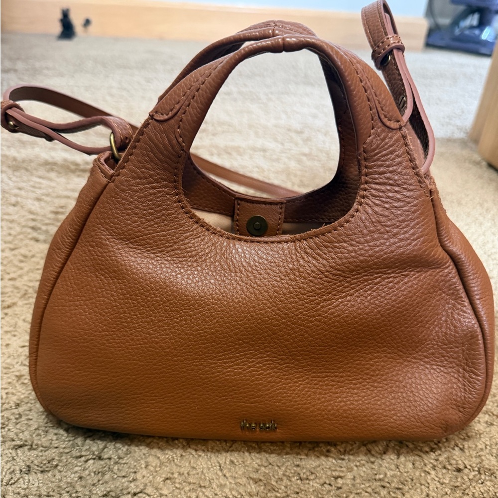 Small brown Leather Handbag. - Picture 2 of 4